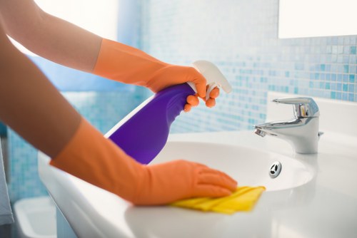 Cleaners E2 payment, cancellation, and liability policy text