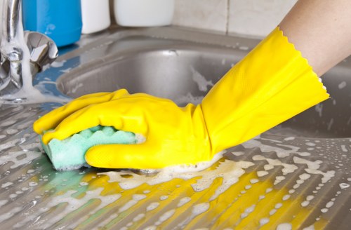 Book a move out cleaning service in E2 before handover day