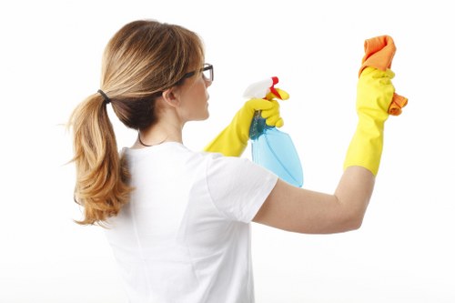 Weekly house cleaning in E2 for kitchens bathrooms and living spaces